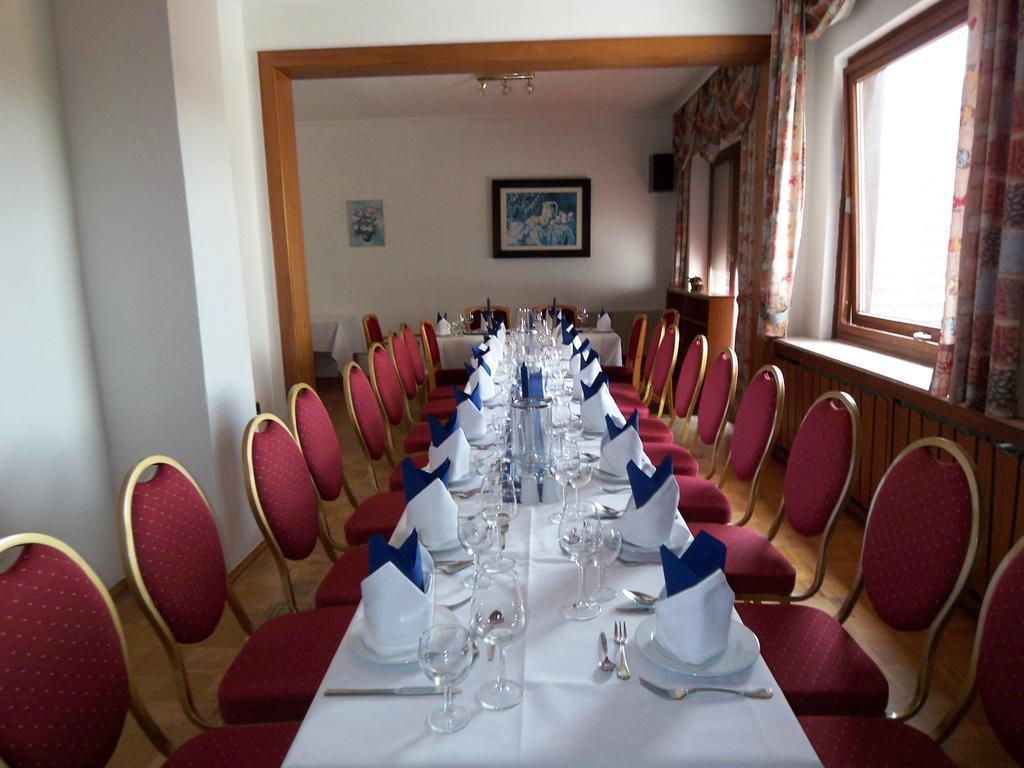 Landhotel Hamburger Hof Nettlingen Buitenkant foto